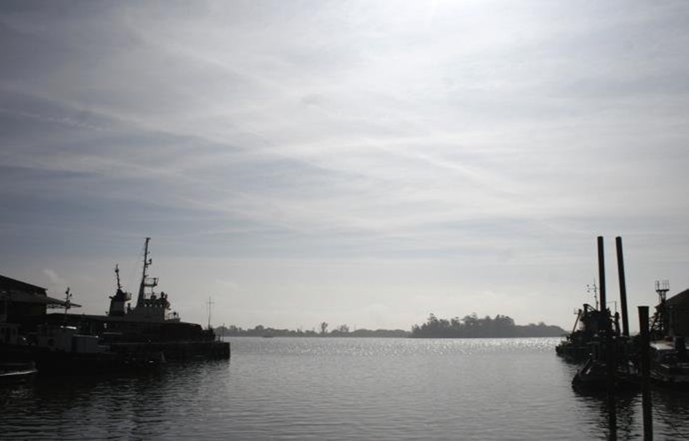Ir para  <p>Em um dia muito abafado, o sol aparece com nuvens no Rio Grande do Sul nesta ter&ccedil;a-feira. Por conta do forte aquecimento haver&aacute; a forma&ccedil;&atilde;o de nuvens mais carregadas que devem provocar pancadas...